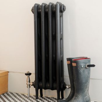 Traditional 2 column cast iron radiator